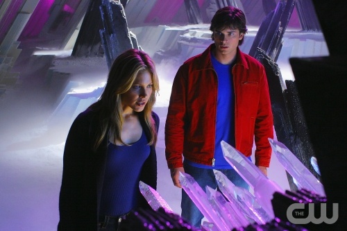 TheCW Staffel1-7Pics_183.jpg - "Fallout"--  Tom Welling as Clark Kent and Pascale Hutton as Raya in SMALLVILLE  on The CW Network.  Photo:  David Gray/The CW  (c) 2006 The CW Network, LLC.  All Rights Reserved